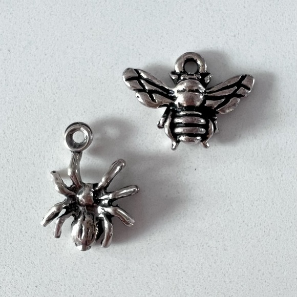 ⭐️ Bundle of 3 Sterling Silver Insect Charms - Picture 7 of 9